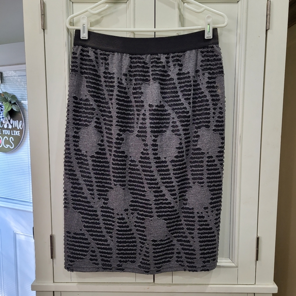 Studio West  Apparel skirt